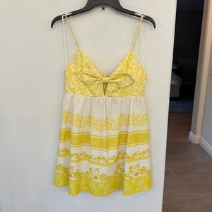 Alice + Oivia Melvina Tie Front Babydoll Dress